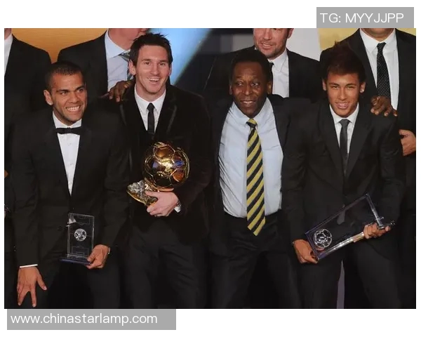 现役顶级足球球星崛起之路：从青年才俊到世界足坛巨星的成长轨迹